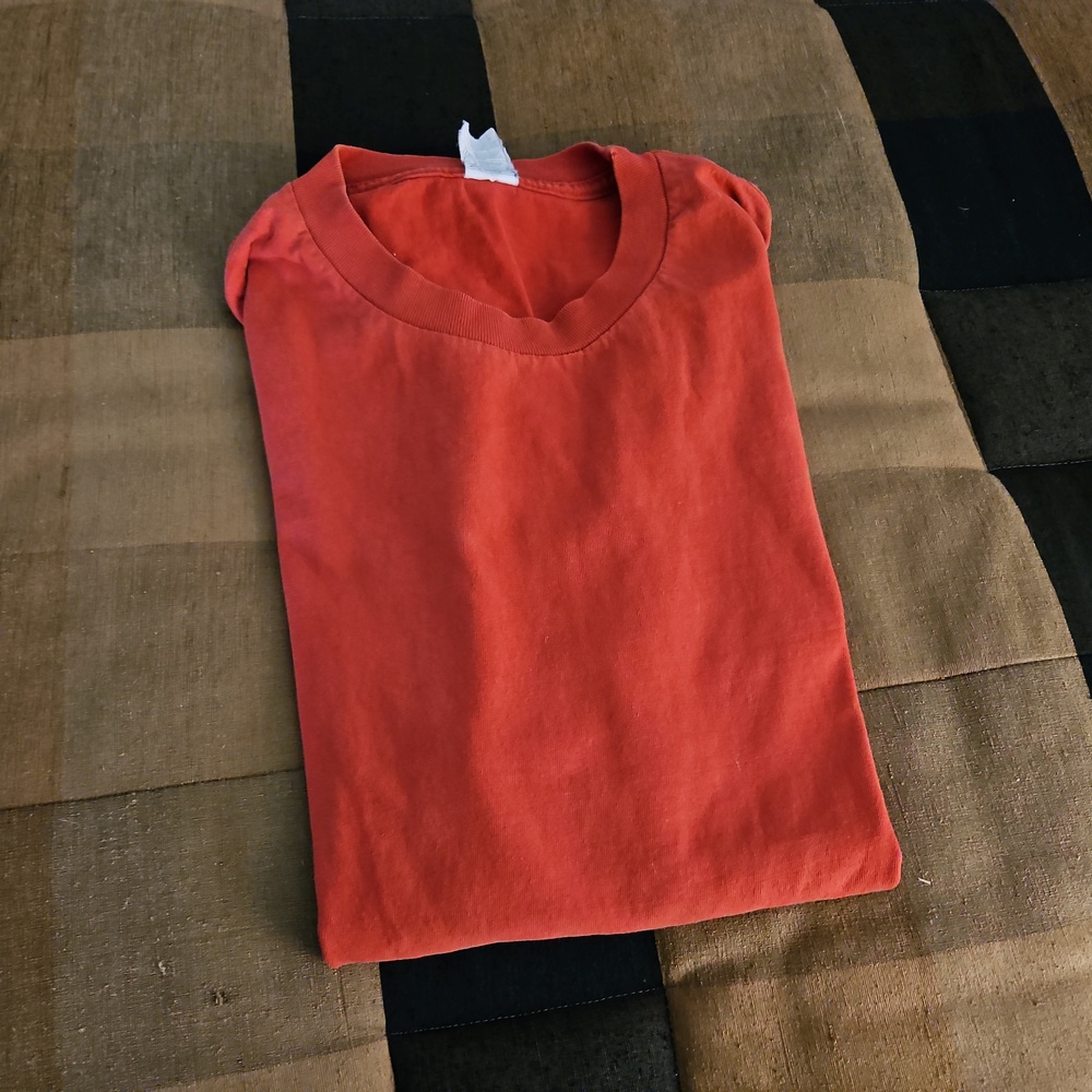 AL style large red tshirt